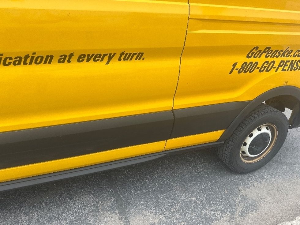 Cargo Van (Panel Van)-Light and Medium Duty Trucks-Ford-2019-Transit 250-Concord-ON-162,048\n\t\tkm-$ 37,500 - Image 5