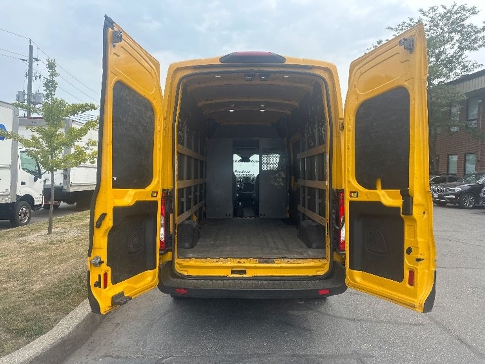 Cargo Van (Panel Van)-Light and Medium Duty Trucks-Ford-2019-Transit 250-Concord-ON-162,048\n\t\tkm-$ 37,500 - Image 8