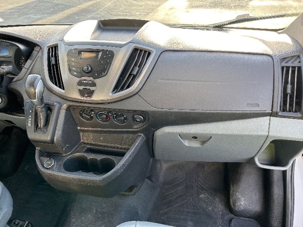 Cargo Van (Panel Van)-Light and Medium Duty Trucks-Ford-2019-Transit 250-Dartmouth-NS-150,921\n\t\tkm-$ 43,500 - Image 20