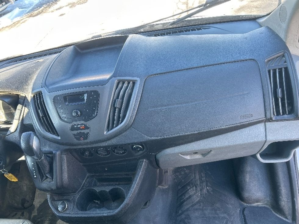 Cargo Van (Panel Van)-Light and Medium Duty Trucks-Ford-2019-Transit 250-Dartmouth-NS-198,413\n\t\tkm-$ 40,250 - Image 21