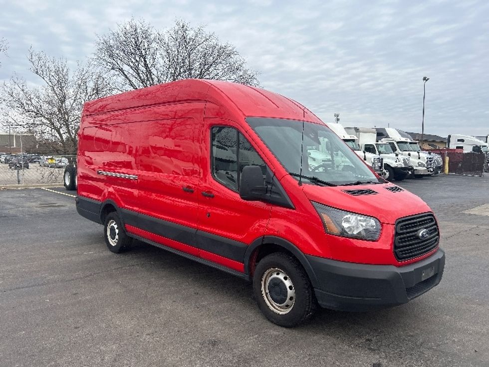 Cargo Van (Panel Van)-Light and Medium Duty Trucks-Ford-2019-Transit 250-East Chicago-IN-153,792\n\t\tmiles-$ 22,500 - Image 1