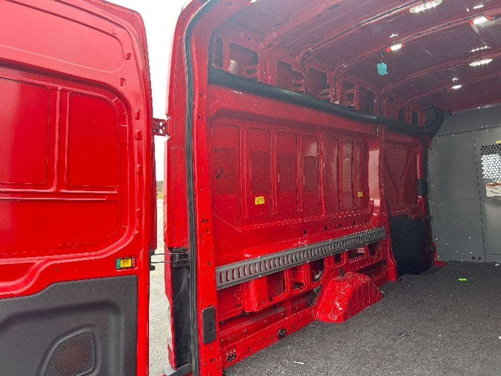 Cargo Van (Panel Van)-Light and Medium Duty Trucks-Ford-2019-Transit 250-East Chicago-IN-153,792\n\t\tmiles-$ 22,500 - Image 10