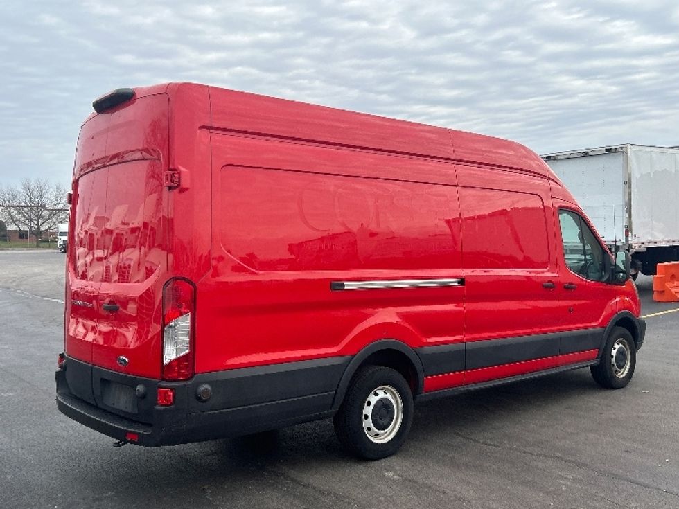Cargo Van (Panel Van)-Light and Medium Duty Trucks-Ford-2019-Transit 250-East Chicago-IN-153,792\n\t\tmiles-$ 22,500 - Image 12