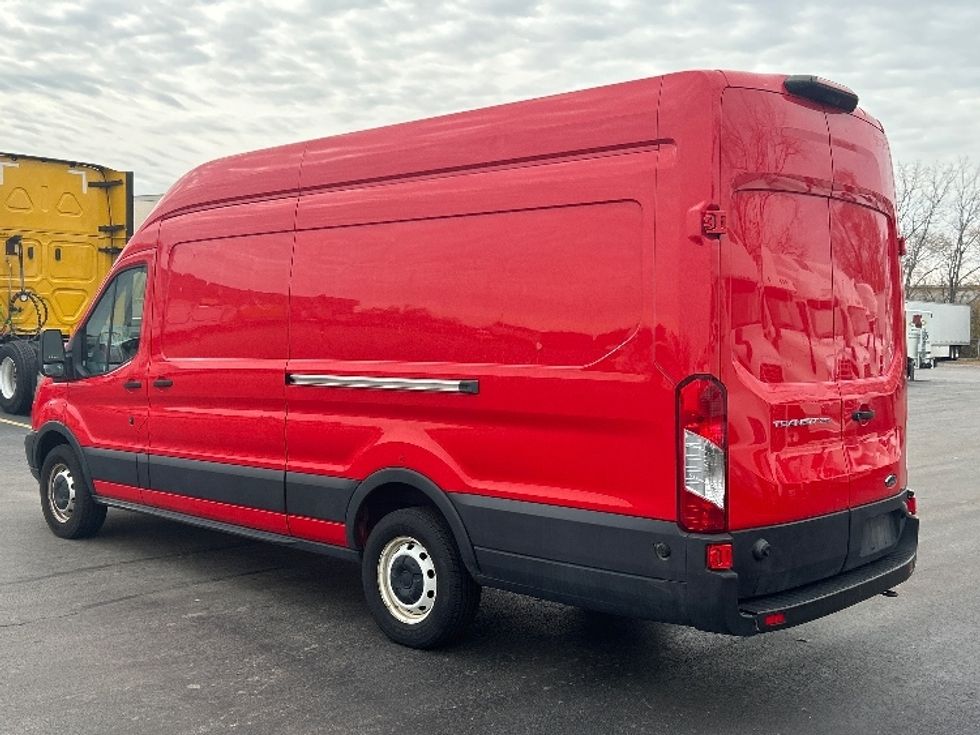 Cargo Van (Panel Van)-Light and Medium Duty Trucks-Ford-2019-Transit 250-East Chicago-IN-153,792\n\t\tmiles-$ 22,500 - Image 5