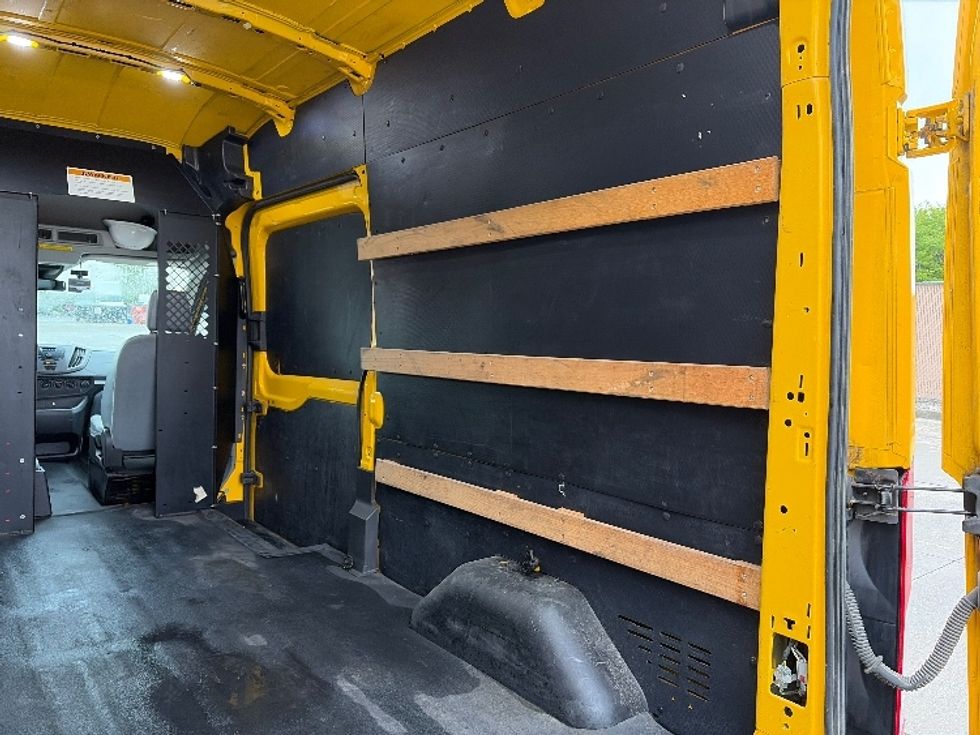 Cargo Van (Panel Van)-Light and Medium Duty Trucks-Ford-2019-Transit 250-Gahanna-OH-124,162\n\t\tmiles-$ 27,750 - Image 12