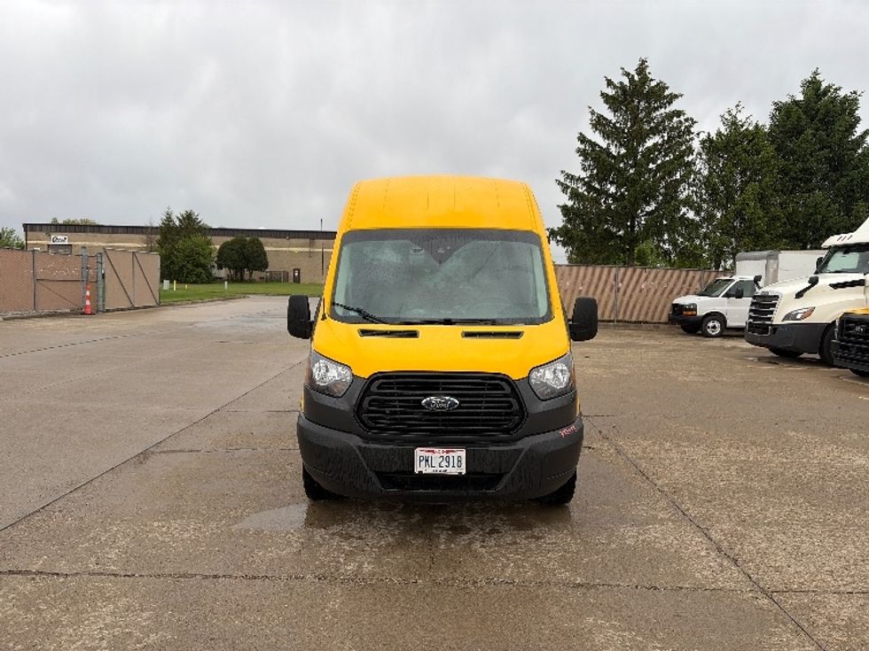 Cargo Van (Panel Van)-Light and Medium Duty Trucks-Ford-2019-Transit 250-Gahanna-OH-124,162\n\t\tmiles-$ 27,750 - Image 2