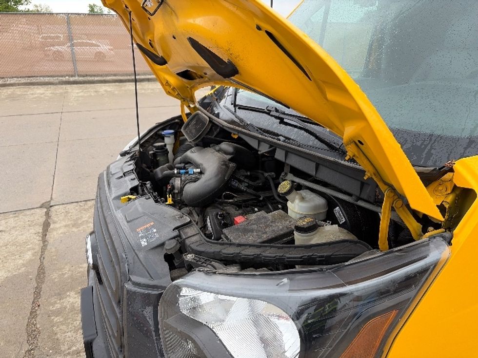 Cargo Van (Panel Van)-Light and Medium Duty Trucks-Ford-2019-Transit 250-Gahanna-OH-124,162\n\t\tmiles-$ 27,750 - Image 24