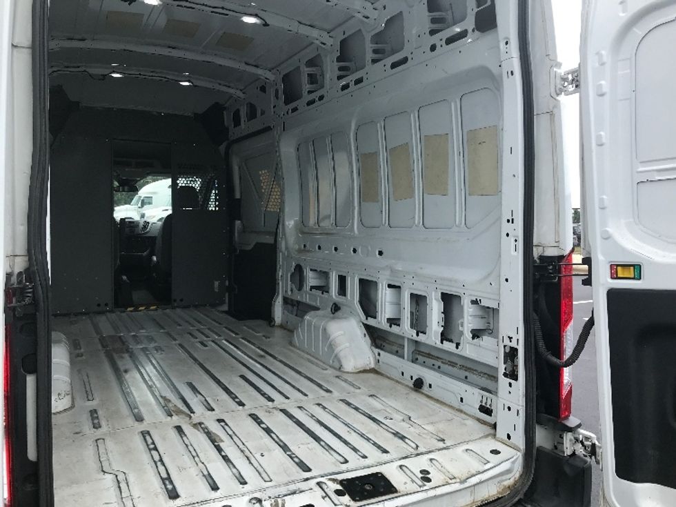 2019 Ford Transit photo 8