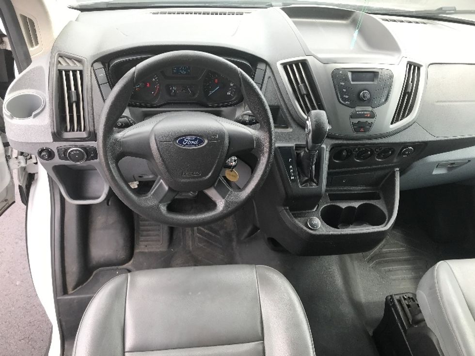 2019 Ford Transit photo 12