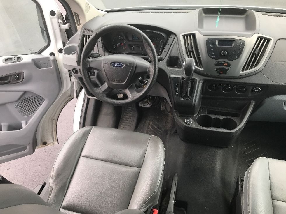2019 Ford Transit photo 13