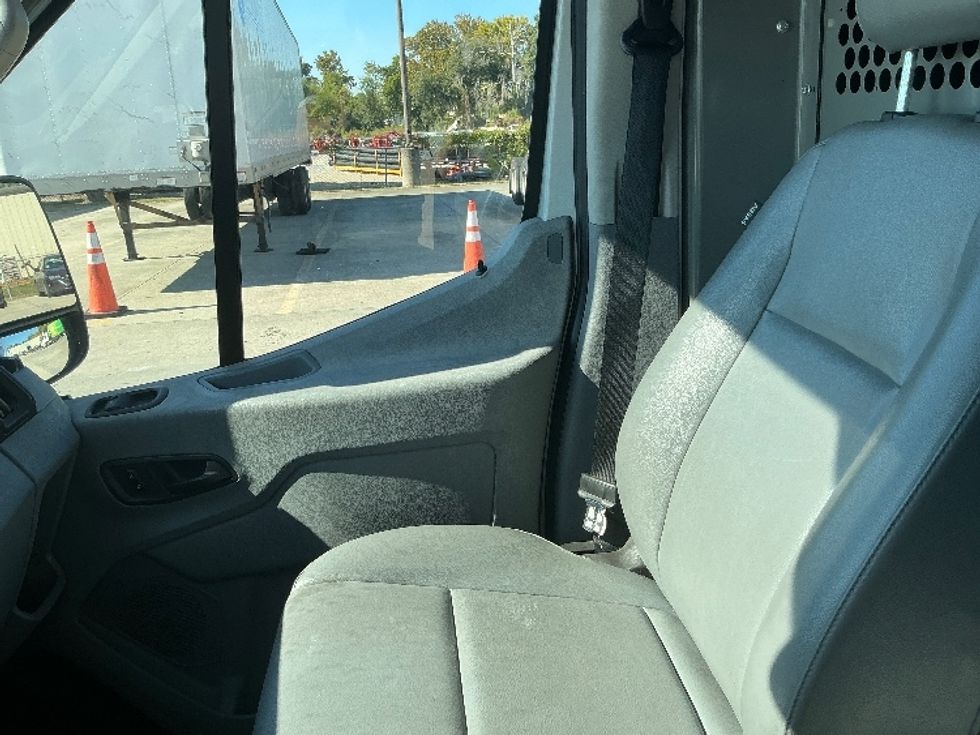 Cargo Van (Panel Van)-Light and Medium Duty Trucks-Ford-2019-Transit 250-Hammond-LA-36,672\n\t\tmiles-$ 42,000 - Image 18