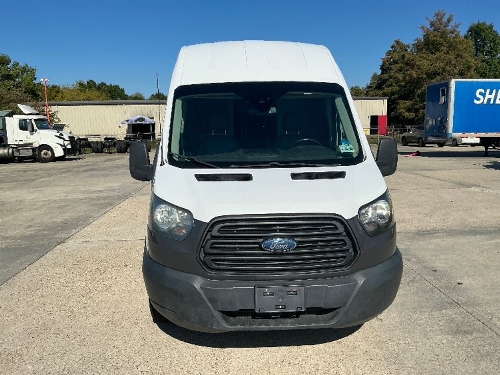 Cargo Van (Panel Van)-Light and Medium Duty Trucks-Ford-2019-Transit 250-Hammond-LA-36,672\n\t\tmiles-$ 42,000 - Image 2