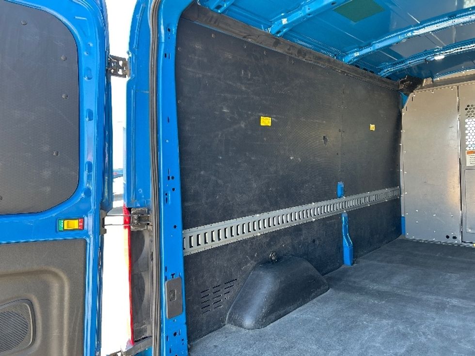 Cargo Van (Panel Van)-Light and Medium Duty Trucks-Ford-2019-Transit 250-Idaho Falls-ID-114,377\n\t\tmiles-$ 23,000 - Image 10