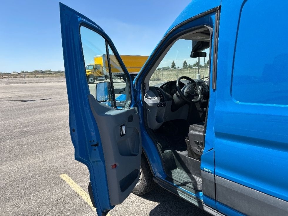 Cargo Van (Panel Van)-Light and Medium Duty Trucks-Ford-2019-Transit 250-Idaho Falls-ID-114,377\n\t\tmiles-$ 23,000 - Image 15
