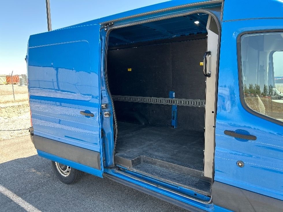 Cargo Van (Panel Van)-Light and Medium Duty Trucks-Ford-2019-Transit 250-Idaho Falls-ID-114,377\n\t\tmiles-$ 23,000 - Image 24
