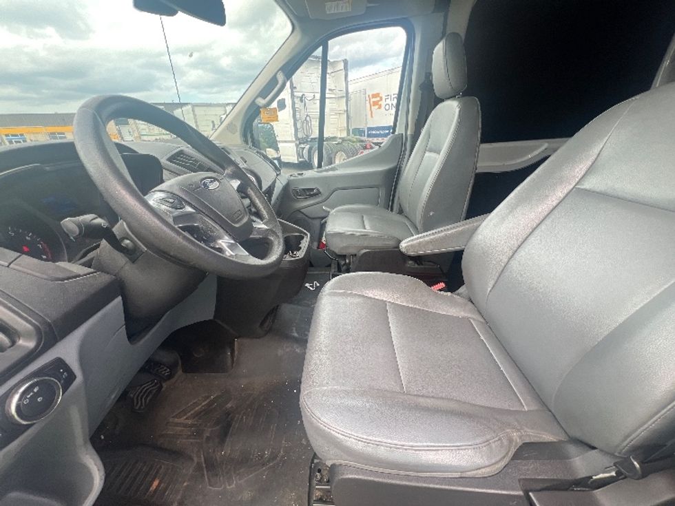 Cargo Van (Panel Van)-Light and Medium Duty Trucks-Ford-2019-Transit 250-Jessup-MD-134,275\n\t\tmiles-$ 29,750 - Image 19