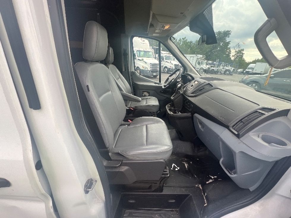 Cargo Van (Panel Van)-Light and Medium Duty Trucks-Ford-2019-Transit 250-Jessup-MD-134,275\n\t\tmiles-$ 29,750 - Image 22