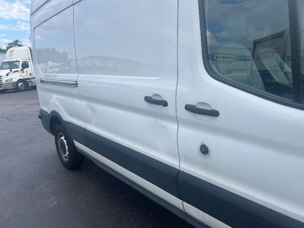 Cargo Van (Panel Van)-Light and Medium Duty Trucks-Ford-2019-Transit 250-Jessup-MD-134,275\n\t\tmiles-$ 29,750 - Image 27