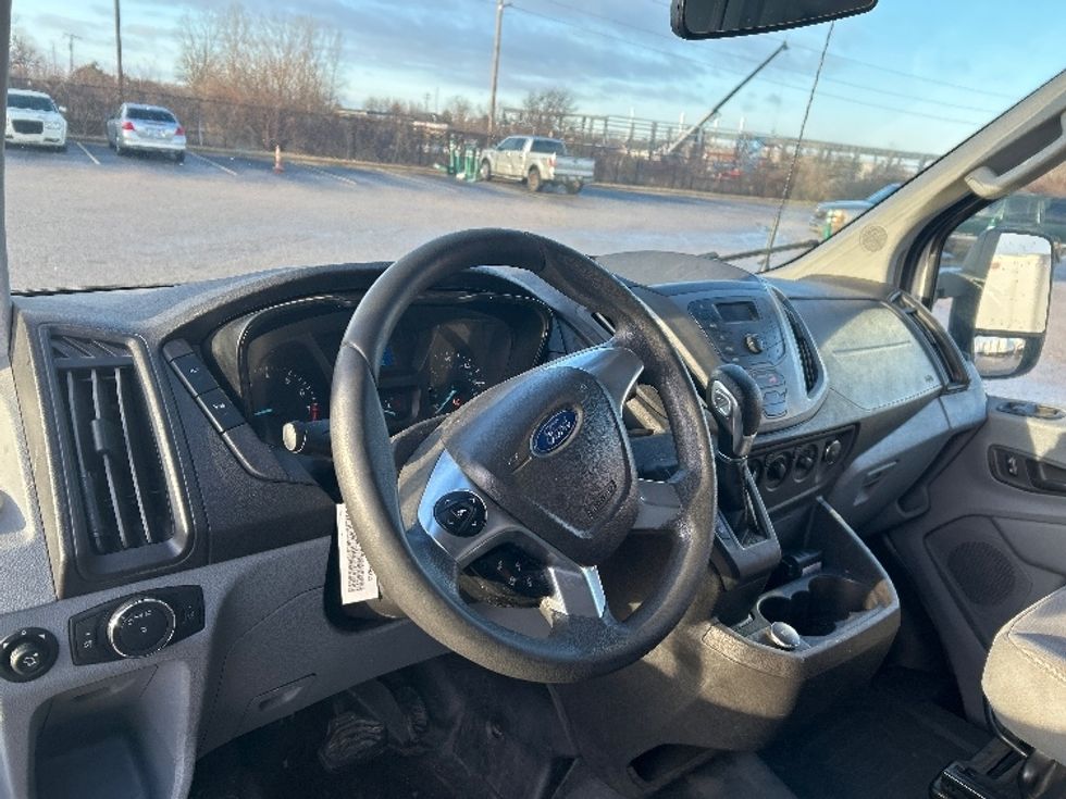 Cargo Van (Panel Van)-Light and Medium Duty Trucks-Ford-2019-Transit 250-Kentwood-MI-115,312\n\t\tmiles-$ 30,250 - Image 16