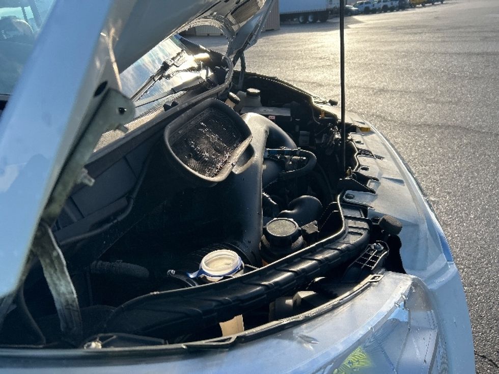 Cargo Van (Panel Van)-Light and Medium Duty Trucks-Ford-2019-Transit 250-Kentwood-MI-115,312\n\t\tmiles-$ 30,250 - Image 22