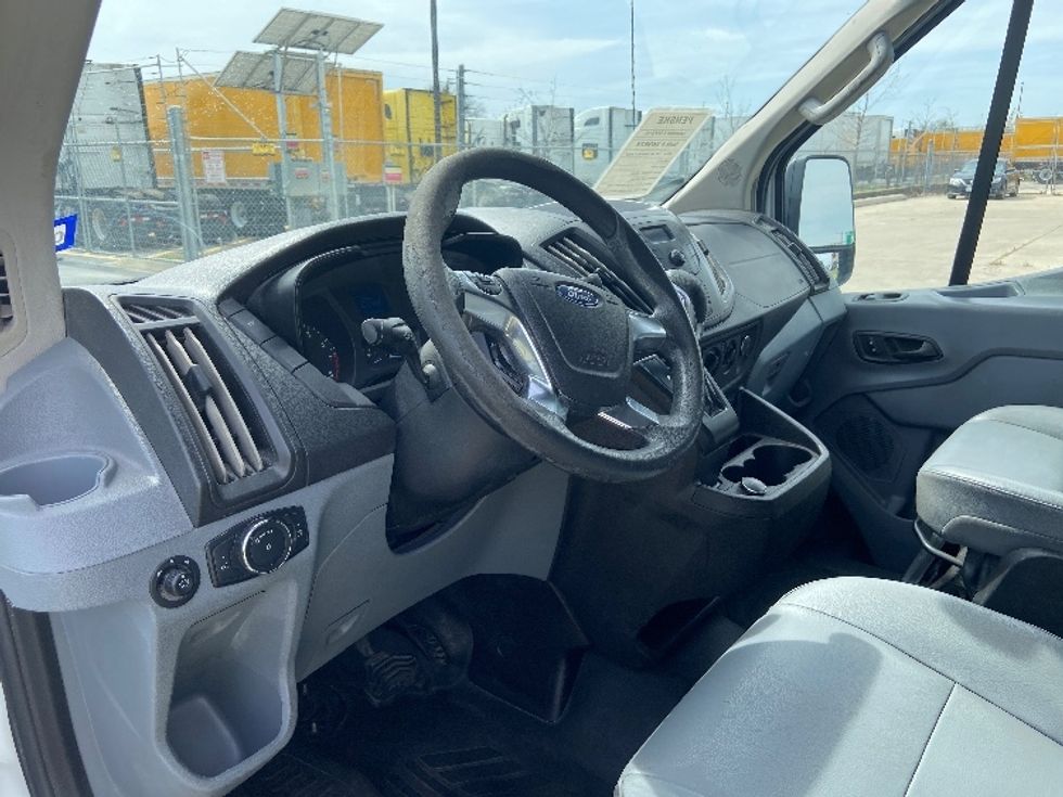 Cargo Van (Panel Van)-Light and Medium Duty Trucks-Ford-2019-Transit 250-Laredo-TX-101,131\n\t\tmiles-$ 34,750 - Image 15