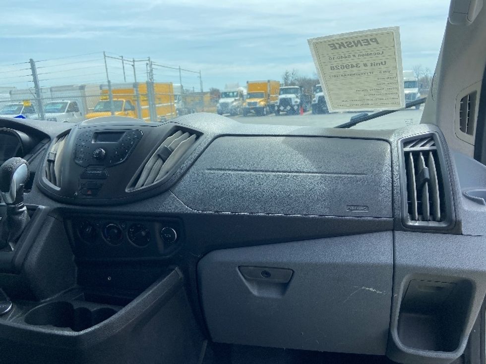 Cargo Van (Panel Van)-Light and Medium Duty Trucks-Ford-2019-Transit 250-Laredo-TX-101,131\n\t\tmiles-$ 34,750 - Image 19