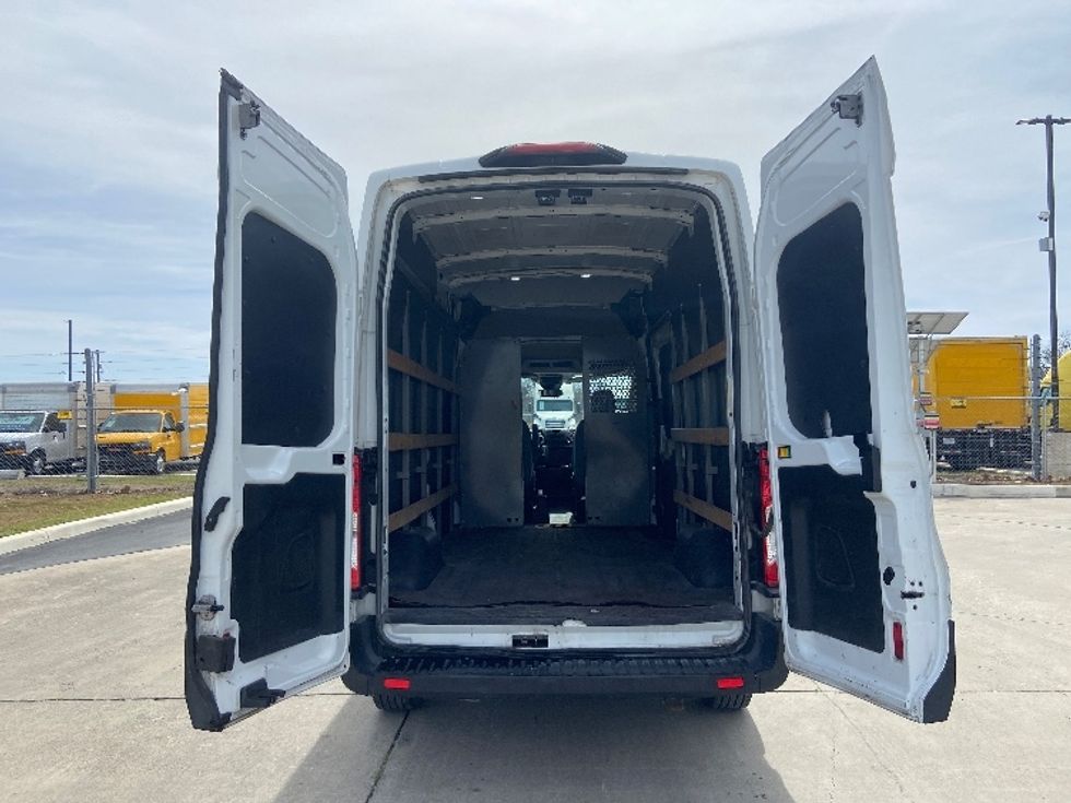 Cargo Van (Panel Van)-Light and Medium Duty Trucks-Ford-2019-Transit 250-Laredo-TX-101,131\n\t\tmiles-$ 34,750 - Image 8