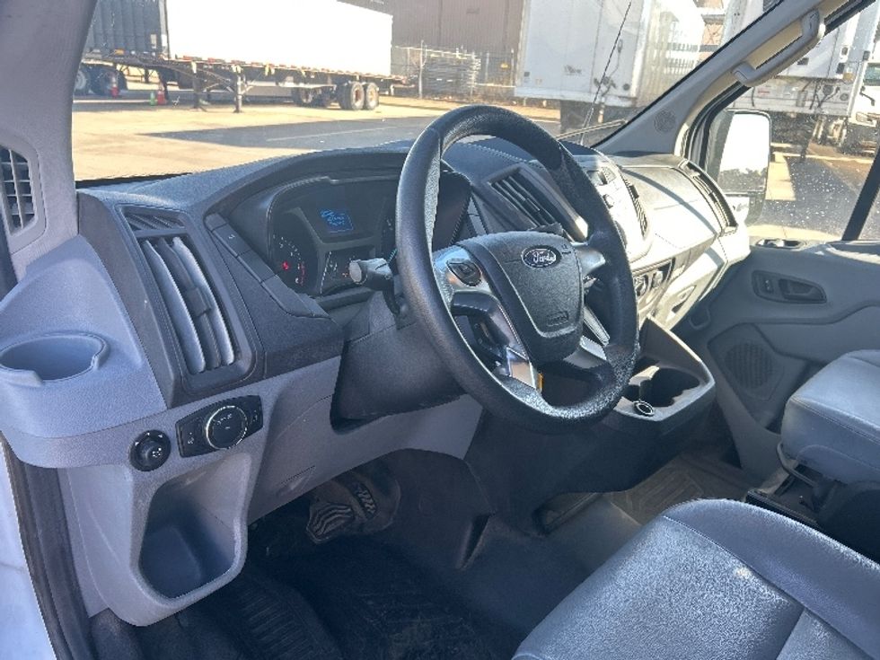 Cargo Van (Panel Van)-Light and Medium Duty Trucks-Ford-2019-Transit 250-Lubbock-TX-129,978\n\t\tmiles-$ 32,250 - Image 16