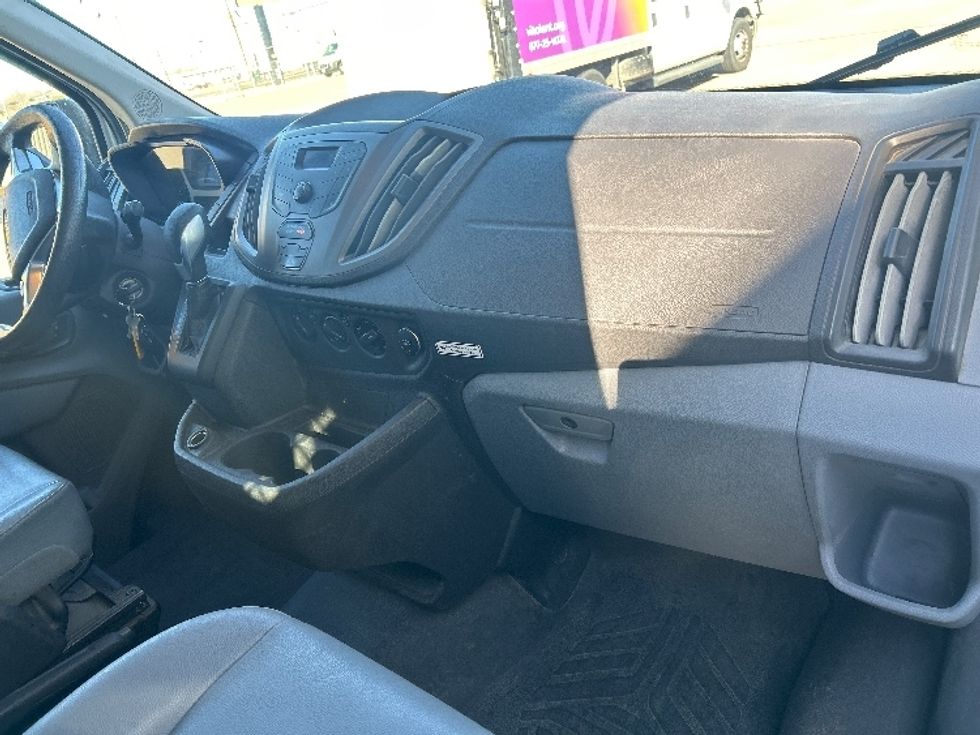 Cargo Van (Panel Van)-Light and Medium Duty Trucks-Ford-2019-Transit 250-Lubbock-TX-129,978\n\t\tmiles-$ 32,250 - Image 21