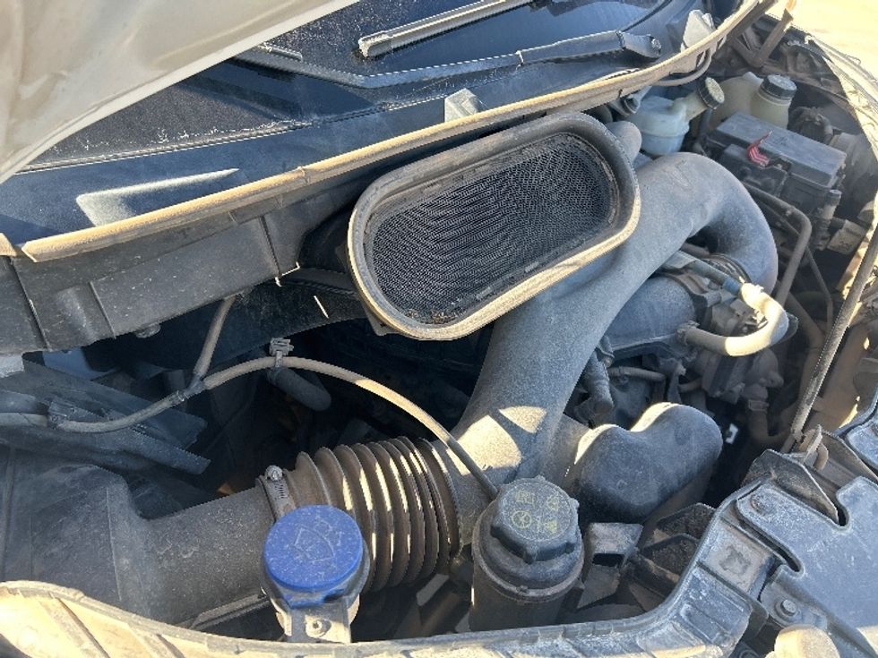 Cargo Van (Panel Van)-Light and Medium Duty Trucks-Ford-2019-Transit 250-Lubbock-TX-129,978\n\t\tmiles-$ 32,250 - Image 22