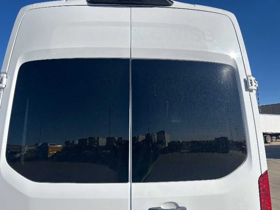 Cargo Van (Panel Van)-Light and Medium Duty Trucks-Ford-2019-Transit 250-Lubbock-TX-129,978\n\t\tmiles-$ 32,250 - Image 26