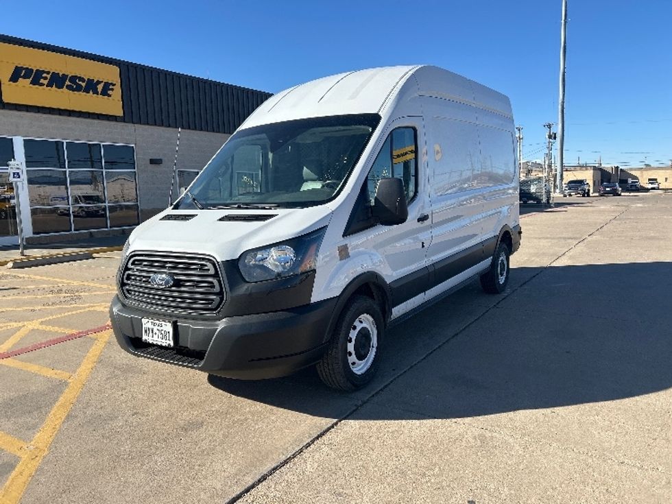 Cargo Van (Panel Van)-Light and Medium Duty Trucks-Ford-2019-Transit 250-Lubbock-TX-129,978\n\t\tmiles-$ 32,250 - Image 3