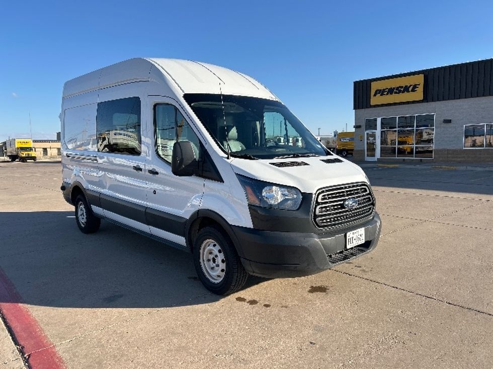 Cargo Van (Panel Van)-Light and Medium Duty Trucks-Ford-2019-Transit 250-Lubbock-TX-142,987\n\t\tmiles-$ 31,250 - Image 1