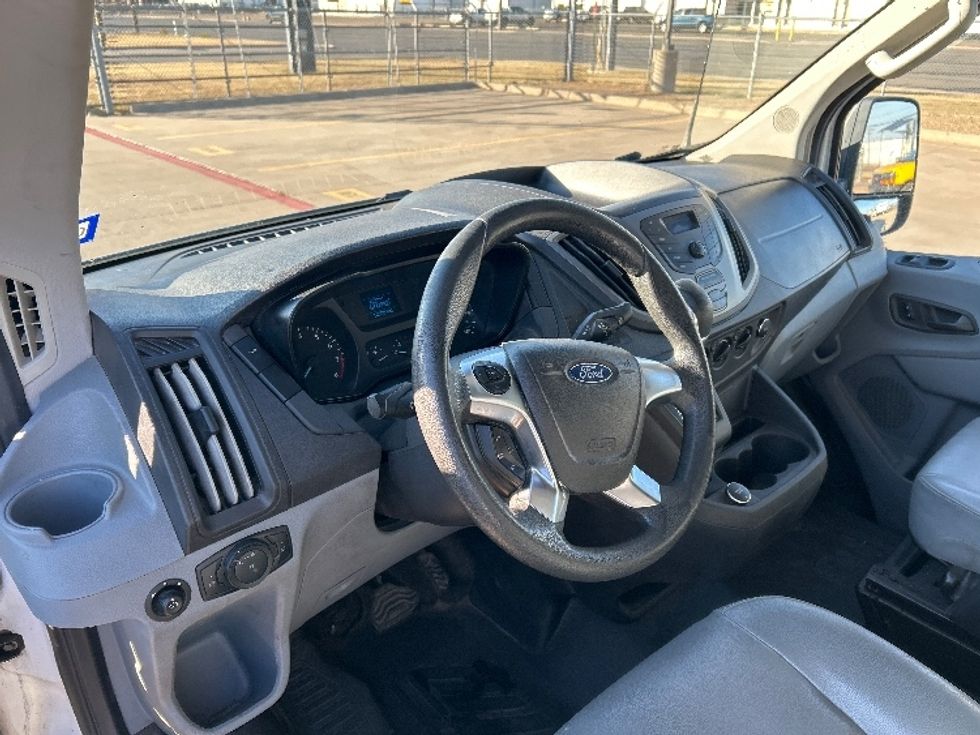 Cargo Van (Panel Van)-Light and Medium Duty Trucks-Ford-2019-Transit 250-Lubbock-TX-142,987\n\t\tmiles-$ 31,250 - Image 16