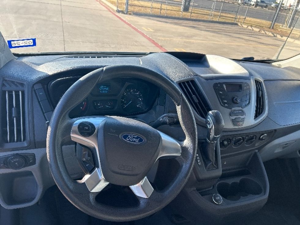 Cargo Van (Panel Van)-Light and Medium Duty Trucks-Ford-2019-Transit 250-Lubbock-TX-142,987\n\t\tmiles-$ 31,250 - Image 17