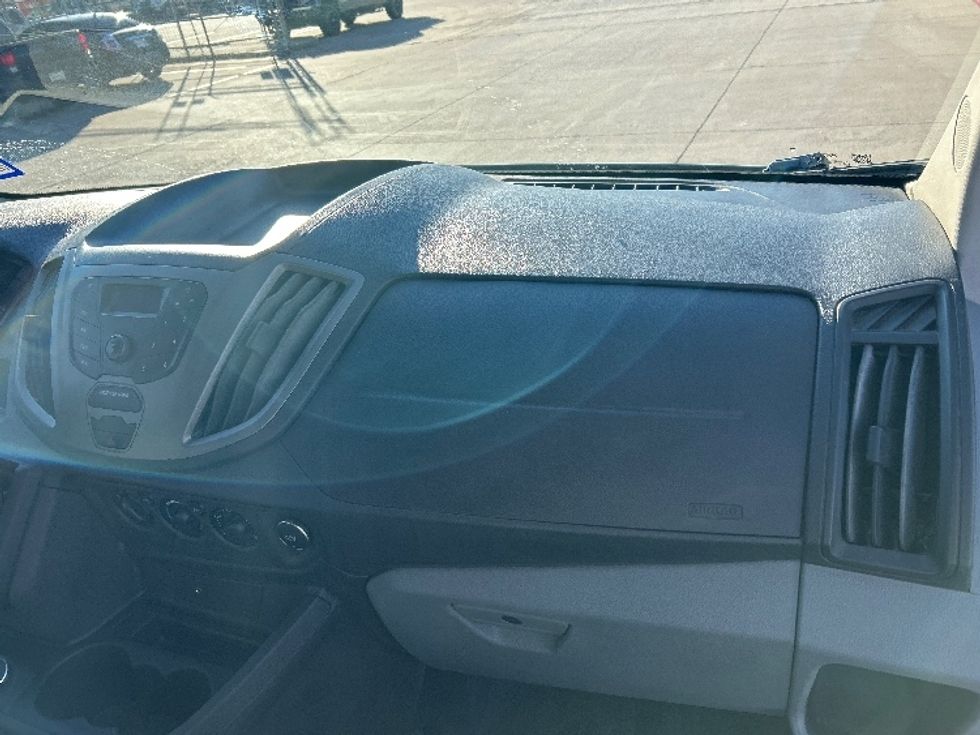 Cargo Van (Panel Van)-Light and Medium Duty Trucks-Ford-2019-Transit 250-Lubbock-TX-142,987\n\t\tmiles-$ 31,250 - Image 20