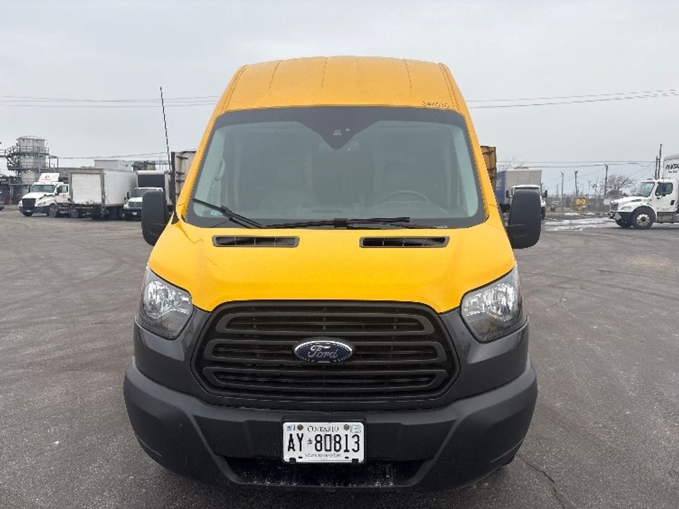 Cargo Van (Panel Van)-Light and Medium Duty Trucks-Ford-2019-Transit 250-Mississauga-ON-126,598\n\t\tkm-$ 40,750 - Image 2