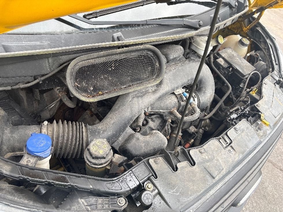 Cargo Van (Panel Van)-Light and Medium Duty Trucks-Ford-2019-Transit 250-Mississauga-ON-126,598\n\t\tkm-$ 40,750 - Image 20