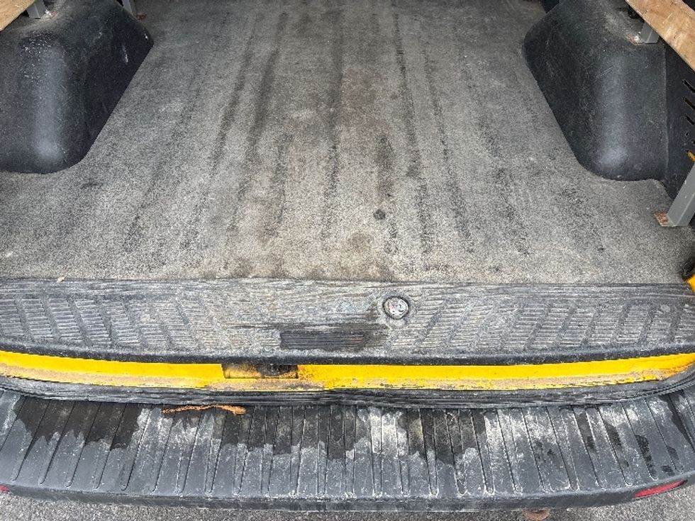 Cargo Van (Panel Van)-Light and Medium Duty Trucks-Ford-2019-Transit 250-Mississauga-ON-126,598\n\t\tkm-$ 40,750 - Image 8