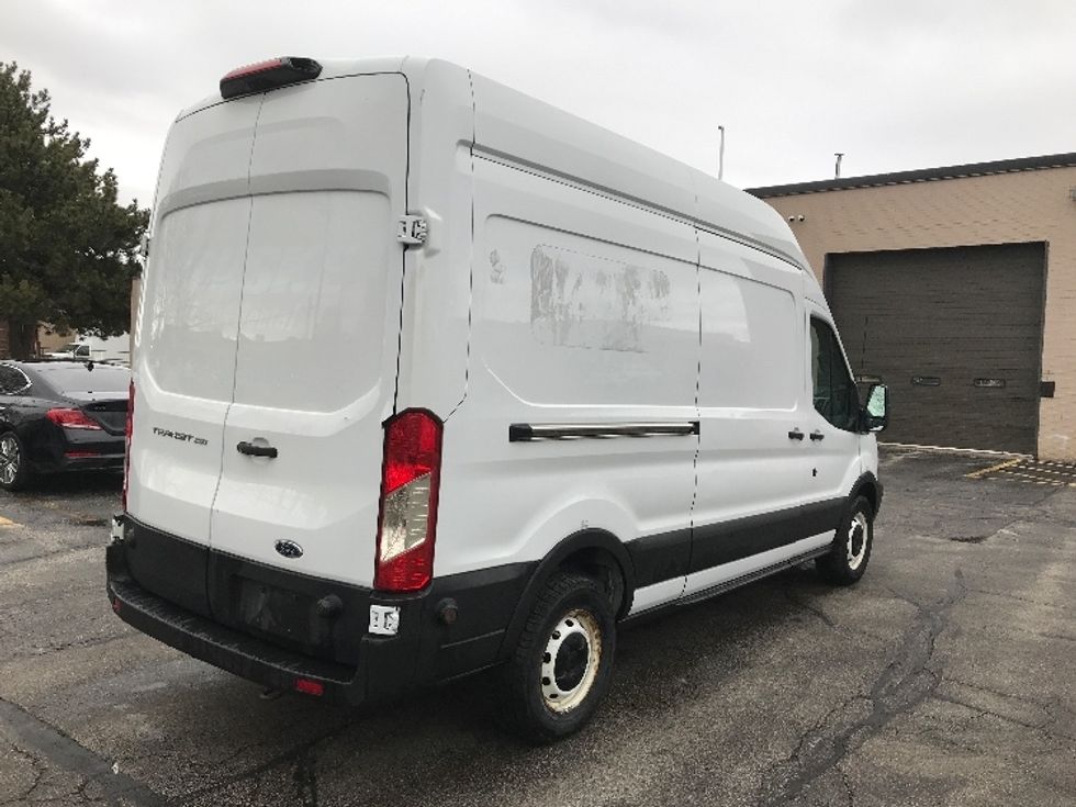 Cargo Van (Panel Van)-Light and Medium Duty Trucks-Ford-2019-Transit 250-Mississauga-ON-155,982\n\t\tkm-$ 43,000 - Image 12