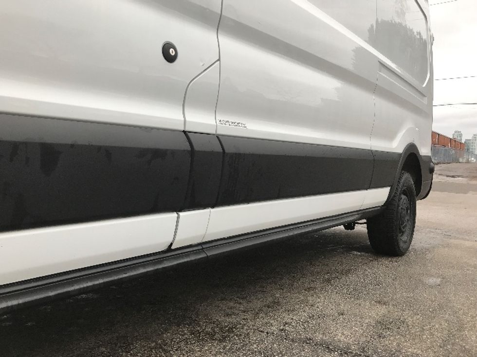 Cargo Van (Panel Van)-Light and Medium Duty Trucks-Ford-2019-Transit 250-Mississauga-ON-155,982\n\t\tkm-$ 43,000 - Image 5