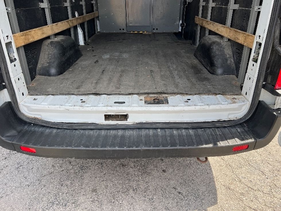 Cargo Van (Panel Van)-Light and Medium Duty Trucks-Ford-2019-Transit 250-Mississauga-ON-155,982\n\t\tkm-$ 43,000 - Image 9