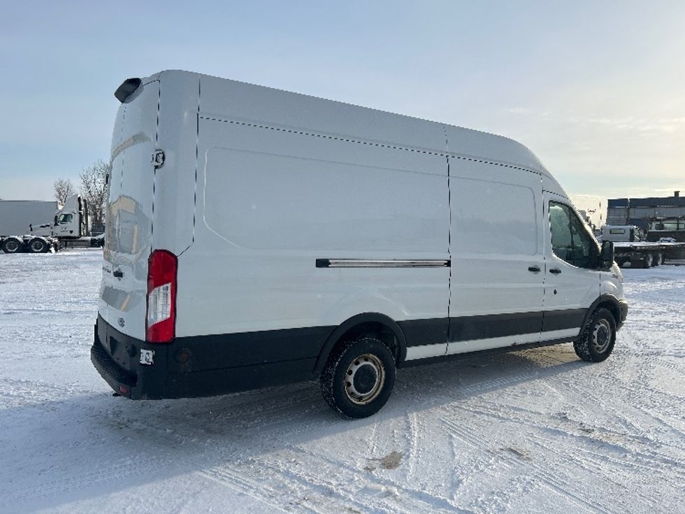 Cargo Van (Panel Van)-Light and Medium Duty Trucks-Ford-2019-Transit 250-Montreal-PQ-221,650\n\t\tkm-$ 34,250 - Image 12