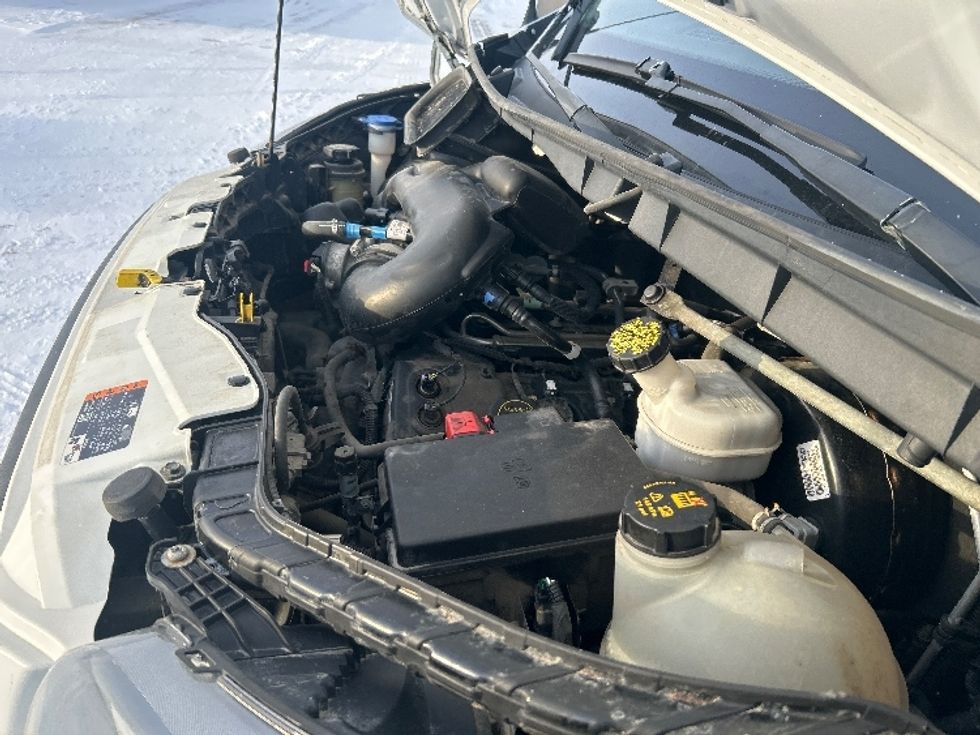 Cargo Van (Panel Van)-Light and Medium Duty Trucks-Ford-2019-Transit 250-Montreal-PQ-221,650\n\t\tkm-$ 34,250 - Image 23