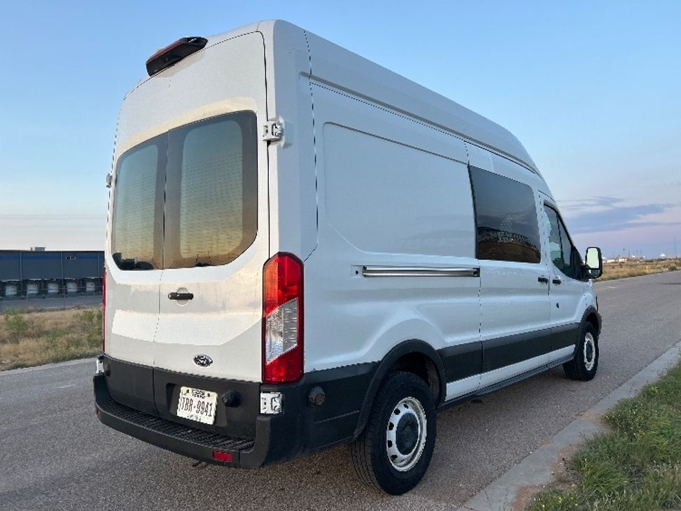 Cargo Van (Panel Van)-Light and Medium Duty Trucks-Ford-2019-Transit 250-Odessa-TX-178,340\n\t\tmiles-$ 28,000 - Image 10