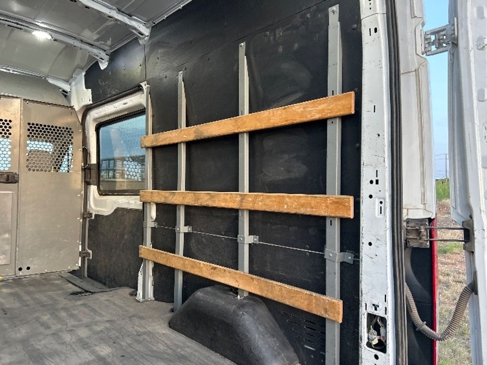 Cargo Van (Panel Van)-Light and Medium Duty Trucks-Ford-2019-Transit 250-Odessa-TX-178,340\n\t\tmiles-$ 28,000 - Image 9