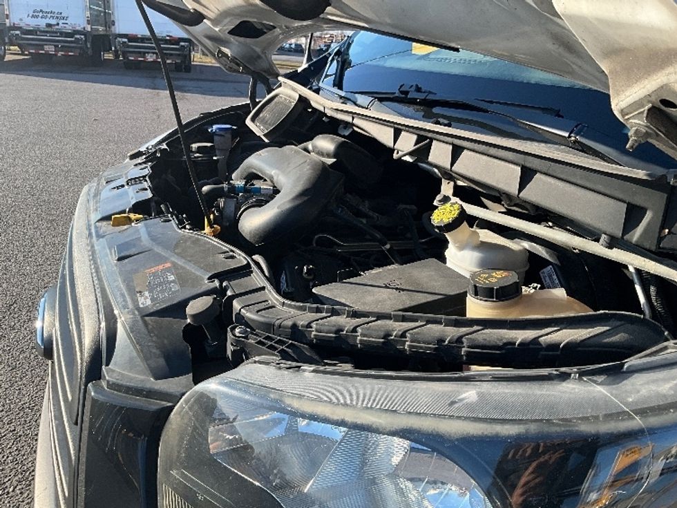 Cargo Van (Panel Van)-Light and Medium Duty Trucks-Ford-2019-Transit 250-Ottawa-ON-100,487\n\t\tkm-$ 49,000 - Image 20