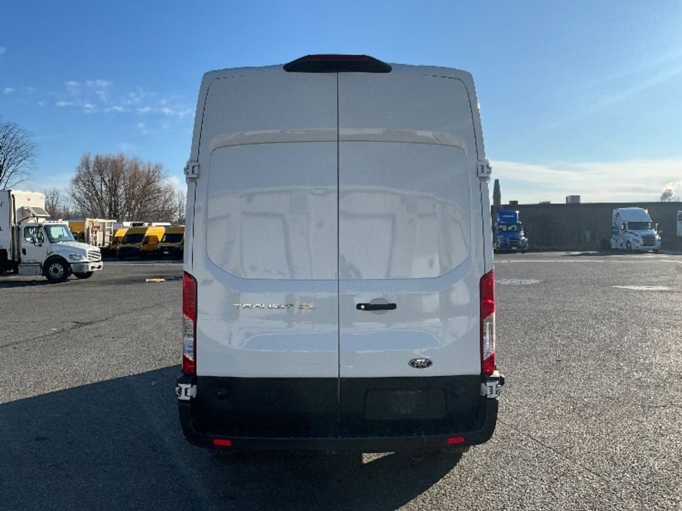 Cargo Van (Panel Van)-Light and Medium Duty Trucks-Ford-2019-Transit 250-Ottawa-ON-100,487\n\t\tkm-$ 49,000 - Image 6