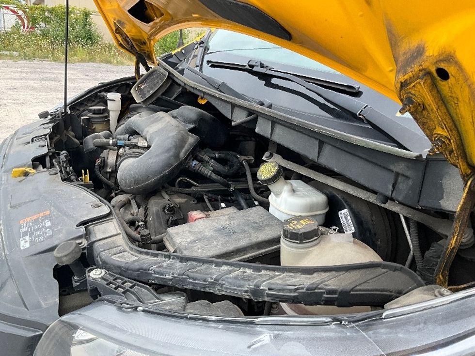 Cargo Van (Panel Van)-Light and Medium Duty Trucks-Ford-2019-Transit 250-Ottawa-ON-152,384\n\t\tkm-$ 32,000 - Image 23