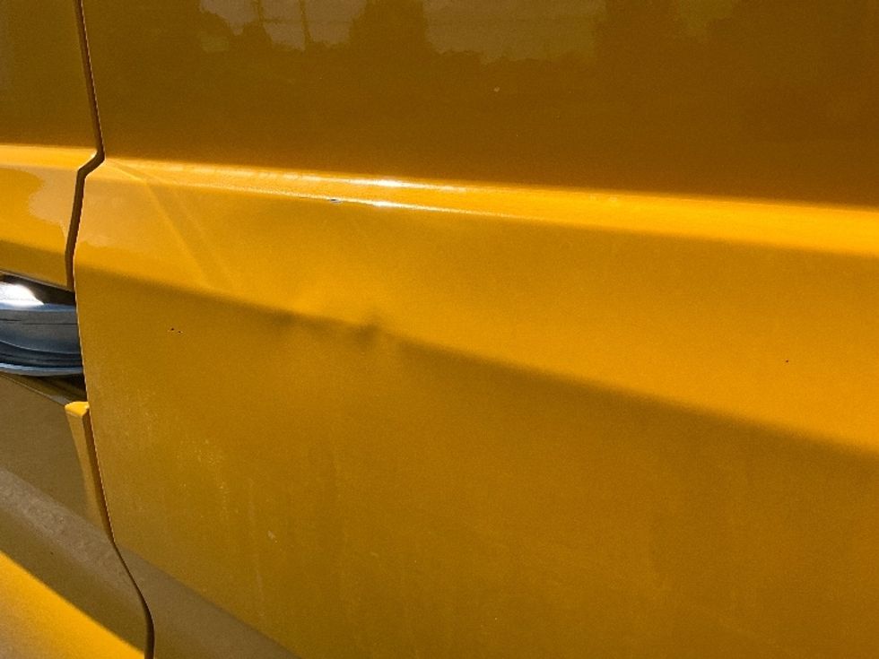 Cargo Van (Panel Van)-Light and Medium Duty Trucks-Ford-2019-Transit 250-Ottawa-ON-214,286\n\t\tkm-$ 34,000 - Image 27